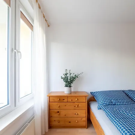 Grape Apartment *